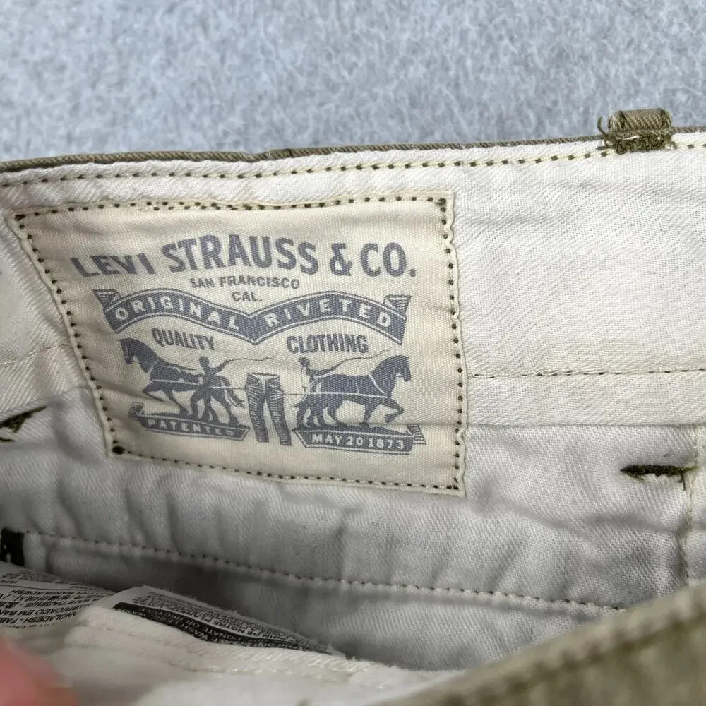 Levi Strauss Shorts Green Casual Classic Size 29 Classic Mens Levis
